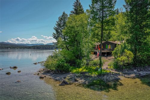1825 W Lakeshore Dr, Whitefish, MT, 59937-2266 | Card Image
