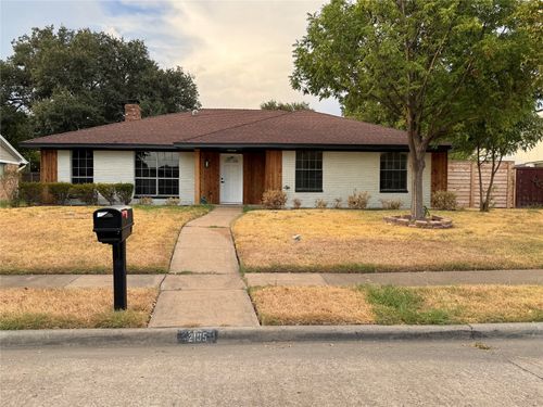 2105 Drake Dr, Richardson, TX, 75081-3239 | Card Image