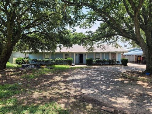 5829 Old Basile Hwy, Eunice, LA, 70535-2082 | Card Image