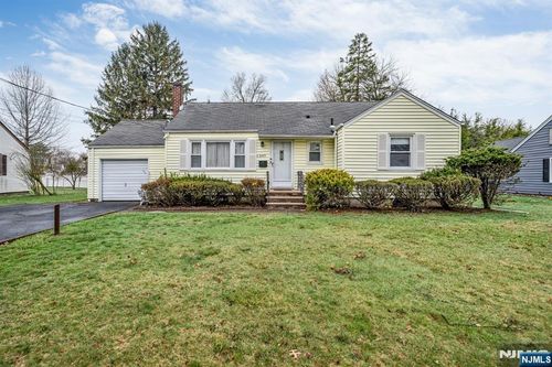 349 Trensch Dr, New Milford, NJ, 07646-1047 | Card Image