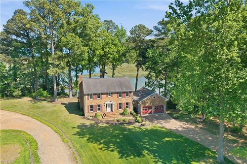8 Merritt Cv, Carrollton, VA, 23314-2122 | Card Image