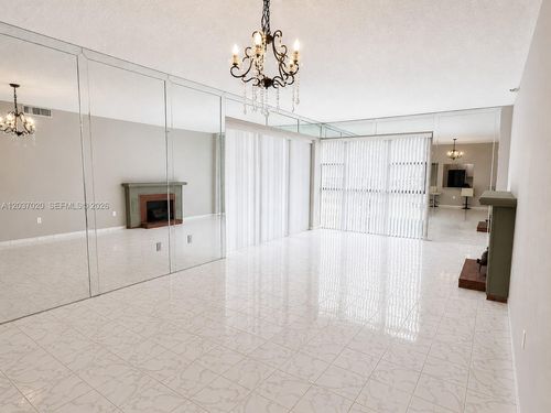 138-20505 E Country Club Dr, Aventura, FL, 33180-3037 | Card Image