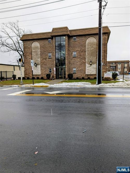 205 Bergen Tpke, Ridgefield Park, NJ, 07660-2343 | Card Image