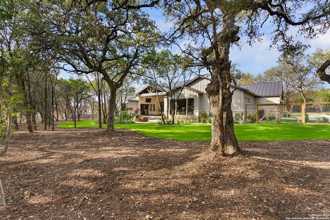 8170 Blue Oak, House other with 4 bedrooms, 5 bathrooms and null parking in Garden Ridge TX | Image 129