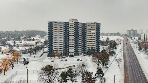 312-225 Harvard Pl, Waterloo, ON, N2J4H4 | Card Image