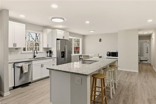 6445 Armindale Ave, Rural Hall, NC, 27045-9754 | Card Image