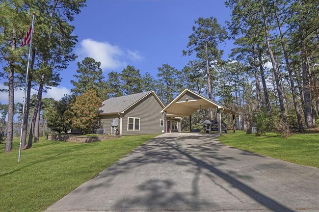 210 Shoreline Dr, House other with 2 bedrooms, 2 bathrooms and 2 parking in Brookeland TX | Image 4