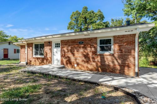1201 Evelyn Dr, Radcliff, KY, 40160-9660 | Card Image