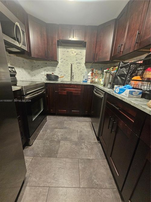 apt-109-5961 N Falls Circle Dr, Lauderhill, FL, 33319-6813 | Card Image