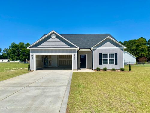 101 Talton Estates Dr, Pikeville, NC, 27863-7001 | Card Image