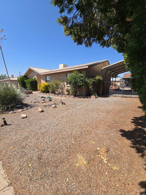 2918 S Las Cruces St, Deming, NM, 88030-8804 | Card Image