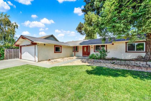 3033 Vista Grande, Fairfield, CA, 94534-1743 | Card Image