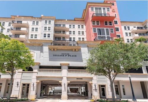 apt-810-4100 Salzedo St, Coral Gables, FL, 33146-1747 | Card Image