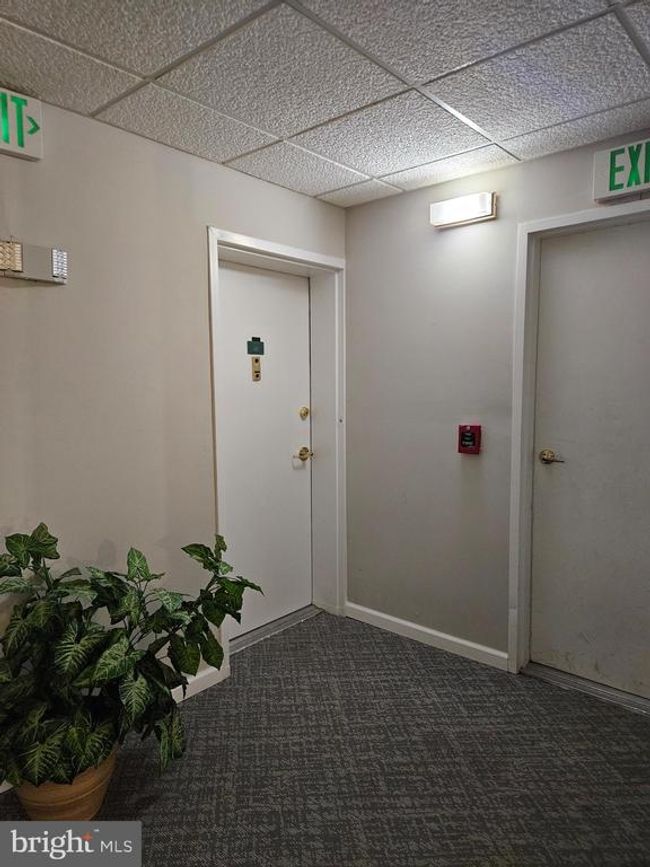 APT-205 - 1 Smeton Pl, Condo with 2 bedrooms, 2 bathrooms and null parking in TOWSON MD | Image 5