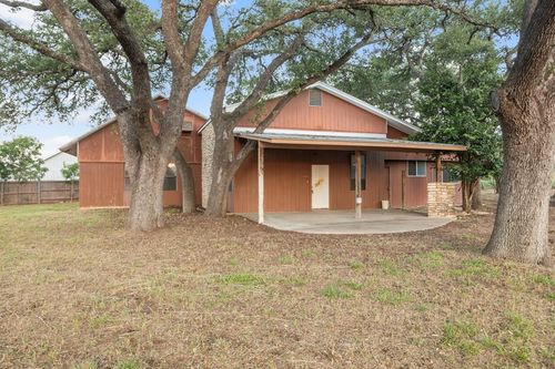 604 N Cherry St, Fredericksburg, TX, 78624-2570 | Card Image