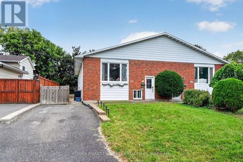 2213 Fillmore Cres, Gloucester, ON, K1J6A1 | Card Image