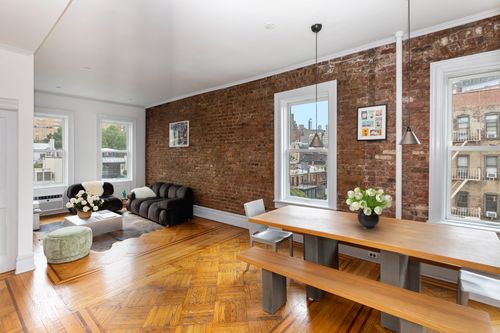 5c-237 W 11th St, New York, NY, 10014-2211 | Card Image