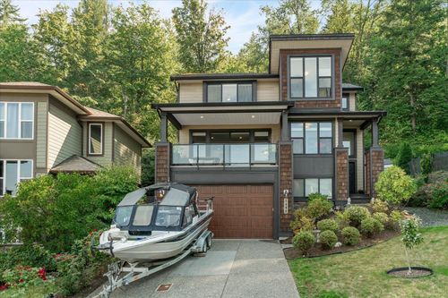 5486 Maclachlan Pl, Chilliwack, BC, V2R0P3 | Card Image