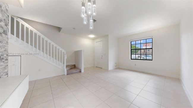 9231 W 32 Nd Ln, Home with 3 bedrooms, 3 bathrooms and null parking in Hialeah FL | Image 23
