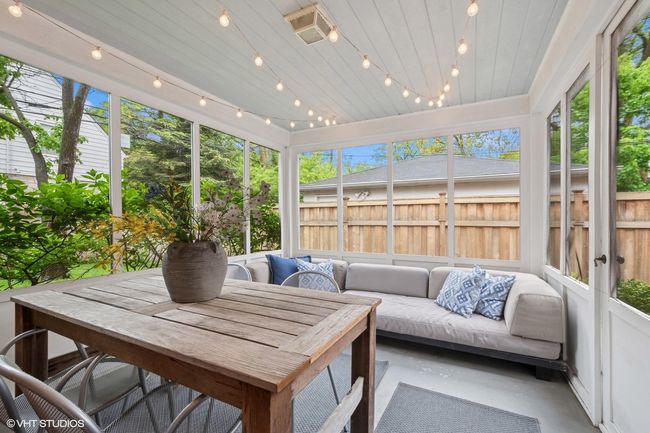 2546 Marcy Ave, Townhouse with 3 bedrooms, 2 bathrooms and 2 parking in Evanston IL | Image 13