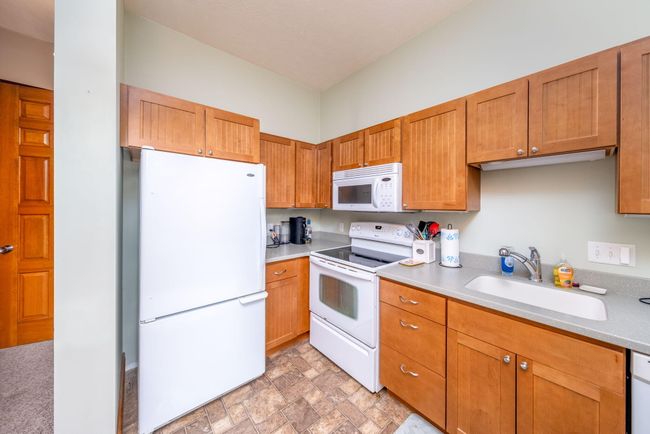 414 Maple St, House other with 2 bedrooms, 7 bathrooms and null parking in Big Rapids MI | Image 30