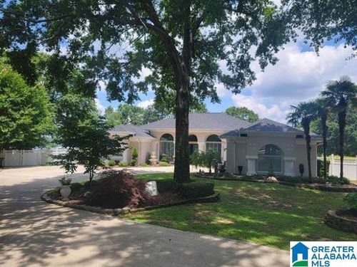 111 Pine Harbor Way, PELL CITY, AL, 35128-6754 | Card Image