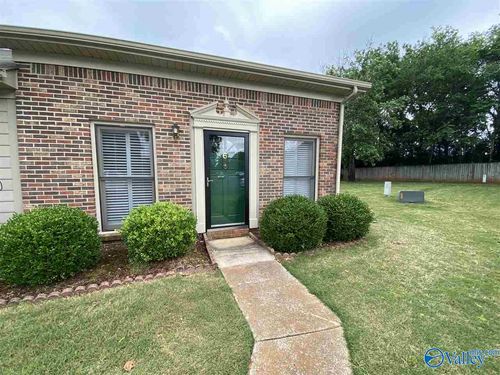 6-8136 Oldfield Rd Sw, Huntsville, AL, 35802-4568 | Card Image