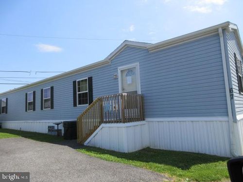 67 Saint Michaels Ct, ELKTON, MD, 21921-7050 | Card Image