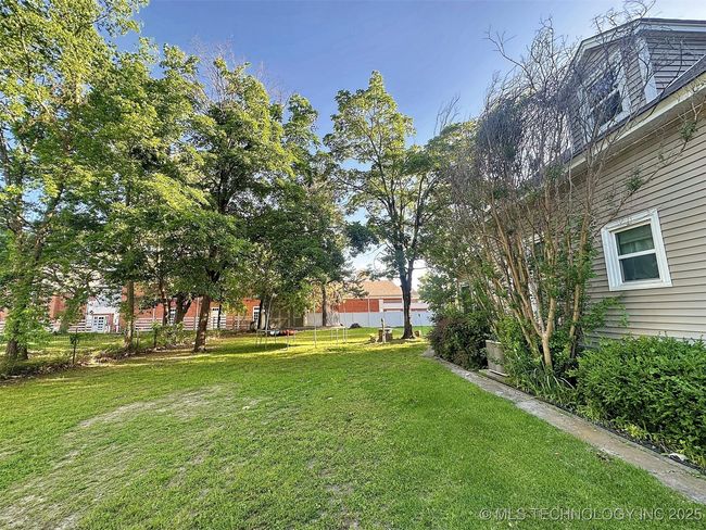 321 W Shawnee St, House other with 4 bedrooms, 3 bathrooms and null parking in Tahlequah OK | Image 9