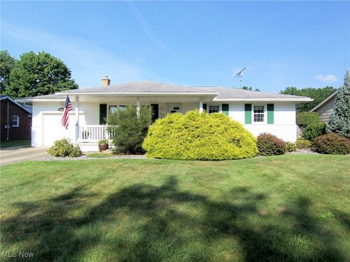 1924 Innwood Dr, Austintown, OH, 44515-4840 | Card Image
