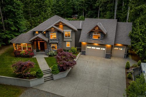 1331 Hudson Rd, Comox, BC, V9M4A1 | Card Image