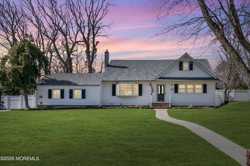 868 Royal Ln, Toms River, NJ, 08753-5668 | Card Image