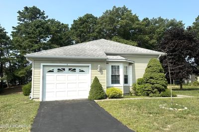 5 Citrus Court, House other with 2 bedrooms, 2 bathrooms and null parking in Barnegat NJ | Image 1