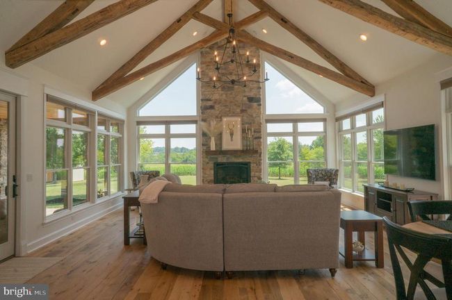 6861 Pleasantview Dr, House other with 4 bedrooms, 4 bathrooms and null parking in THOMASVILLE PA | Image 9