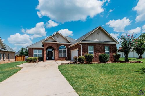600 Trails End Cir, Bonaire, GA, 31005-3588 | Card Image