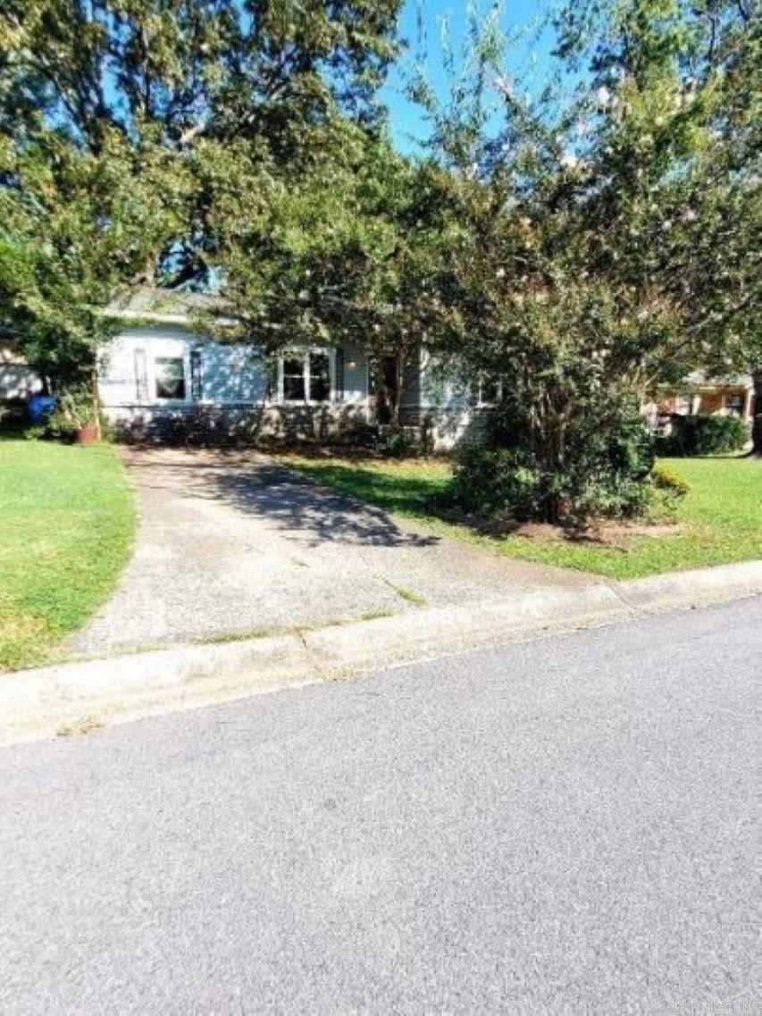 Green Valley Ave, North Little Rock, AR 72118