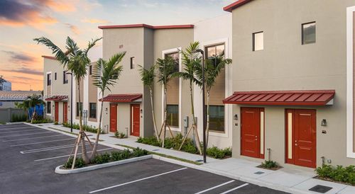 b-12104-1001 Ne 58th St, Oakland Park, FL, 33334-4100 | Card Image