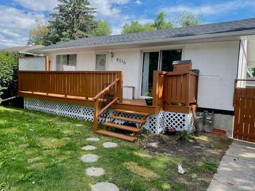 8016 33 Ave Nw, Calgary, AB, T3B1L7 | Card Image