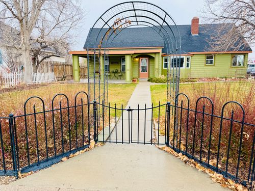 74 W Main St, Grantsville, UT, 84029-9600 | Card Image