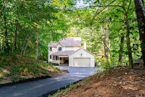 180 Pike Ave, Attleboro, MA, 02703-2520 | Card Image