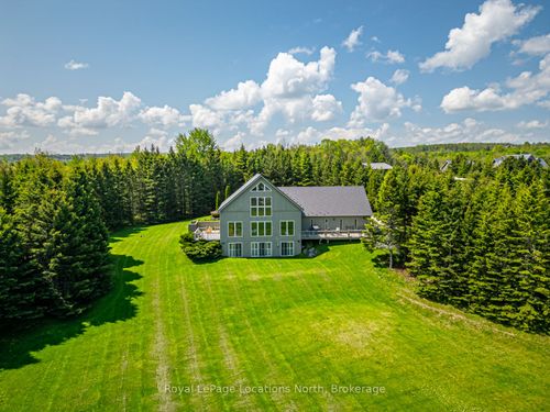 9197 County 91 Road, Clearview, ON, L0M1H0 | Card Image