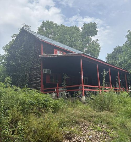 824 Sandy Run Rd, Yardley, PA, 19067-2900 | Card Image