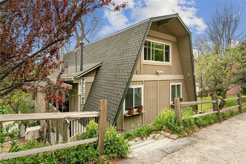 27935 St Bernard Ln, Lake Arrowhead, CA, 92352-9720 | Card Image