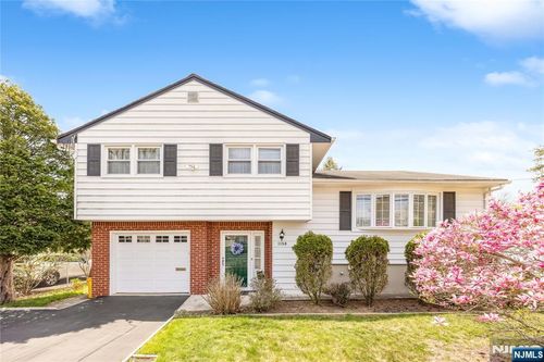 1150 Roosevelt Avenue, New Milford, NJ, 07646 | Card Image