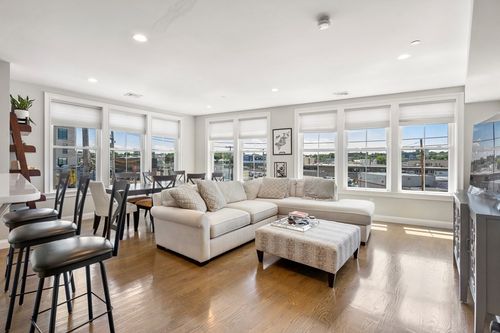 05-71 Willow Ct, Boston, MA, 02125 | Card Image