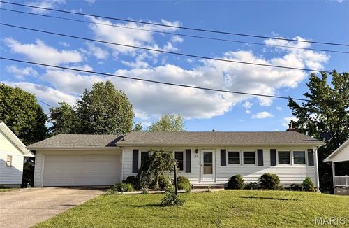 120 Macarthur St, New Haven, MO, 63068-1222 | Card Image