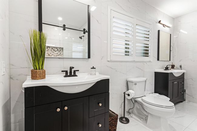 4220 Ne 24 Th Ave, House other with 3 bedrooms, 2 bathrooms and null parking in Lighthouse Point FL | Image 28