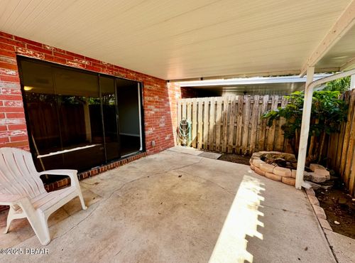 j3-2250 S Palmetto Ave, South Daytona, FL, 32119-3090 | Card Image