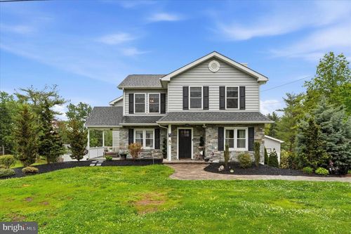 1216 Township Line Rd, PHOENIXVILLE, PA, 19460-2245 | Card Image