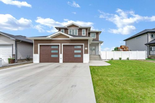 100 Somerside Way Se, Medicine Hat, AB, T1B0M2 | Card Image